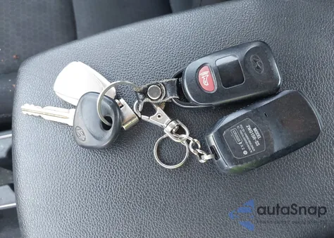 2018 Hyundai Elantra Se z USA, uszkodzony, nr VIN 5NPD74LF9JH349604